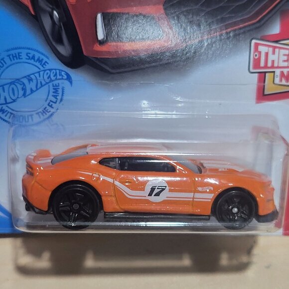 Hot Wheels 2017 Camaro ZL1 Toy Car Then and Now Series - Picture 3 of 9